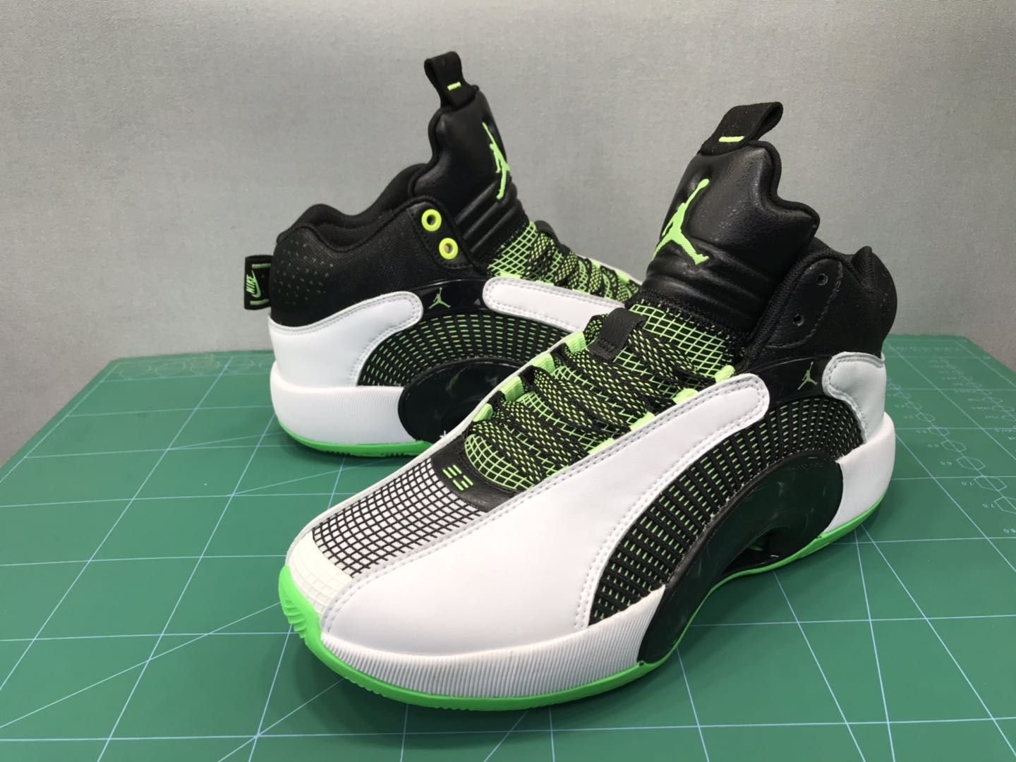 Air Jordan 35 White Black Green Shoes